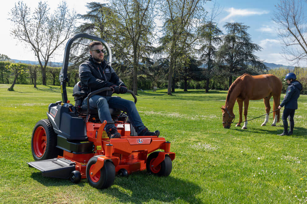 Kubota Z2 481 at Hunts Engineering