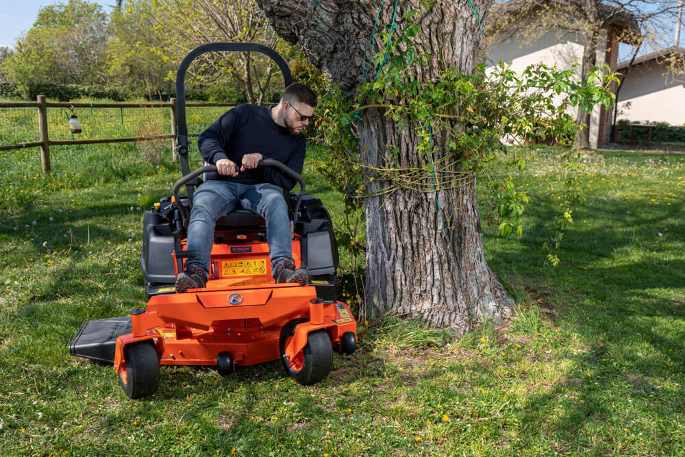 Kubota Z2 481 at Hunts Engineering